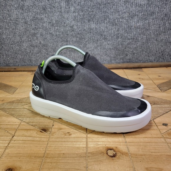 OOFOS Shoes - OOFOS Oomg Eezee Low Shoes Womens 11 Black Slip On Stretch Comfort Recovery